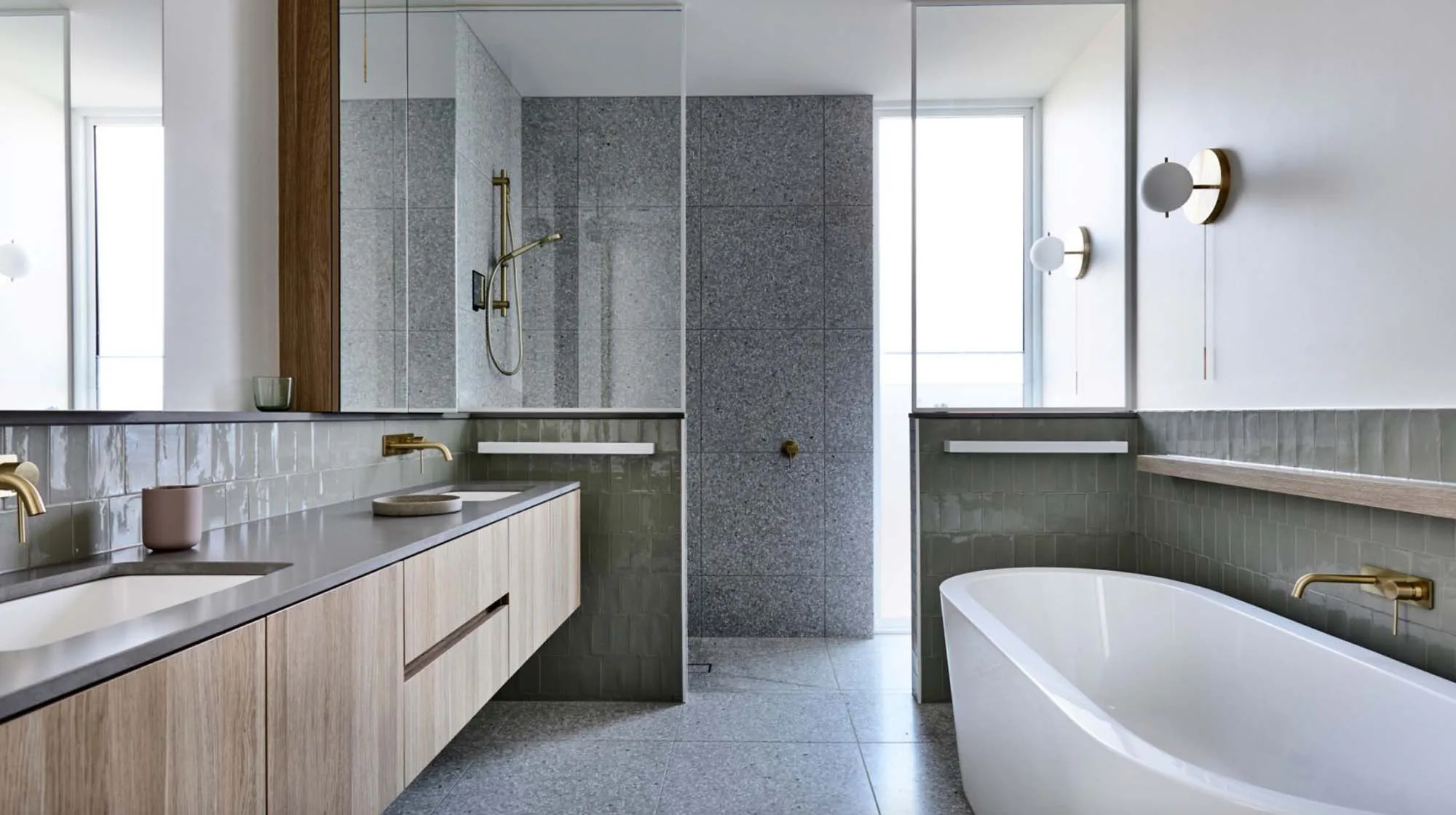 Brighton East Garden House — Bathroom with bathtub and shower