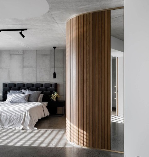 Verdant Avenue, Toorak — Bedroom with timber screening