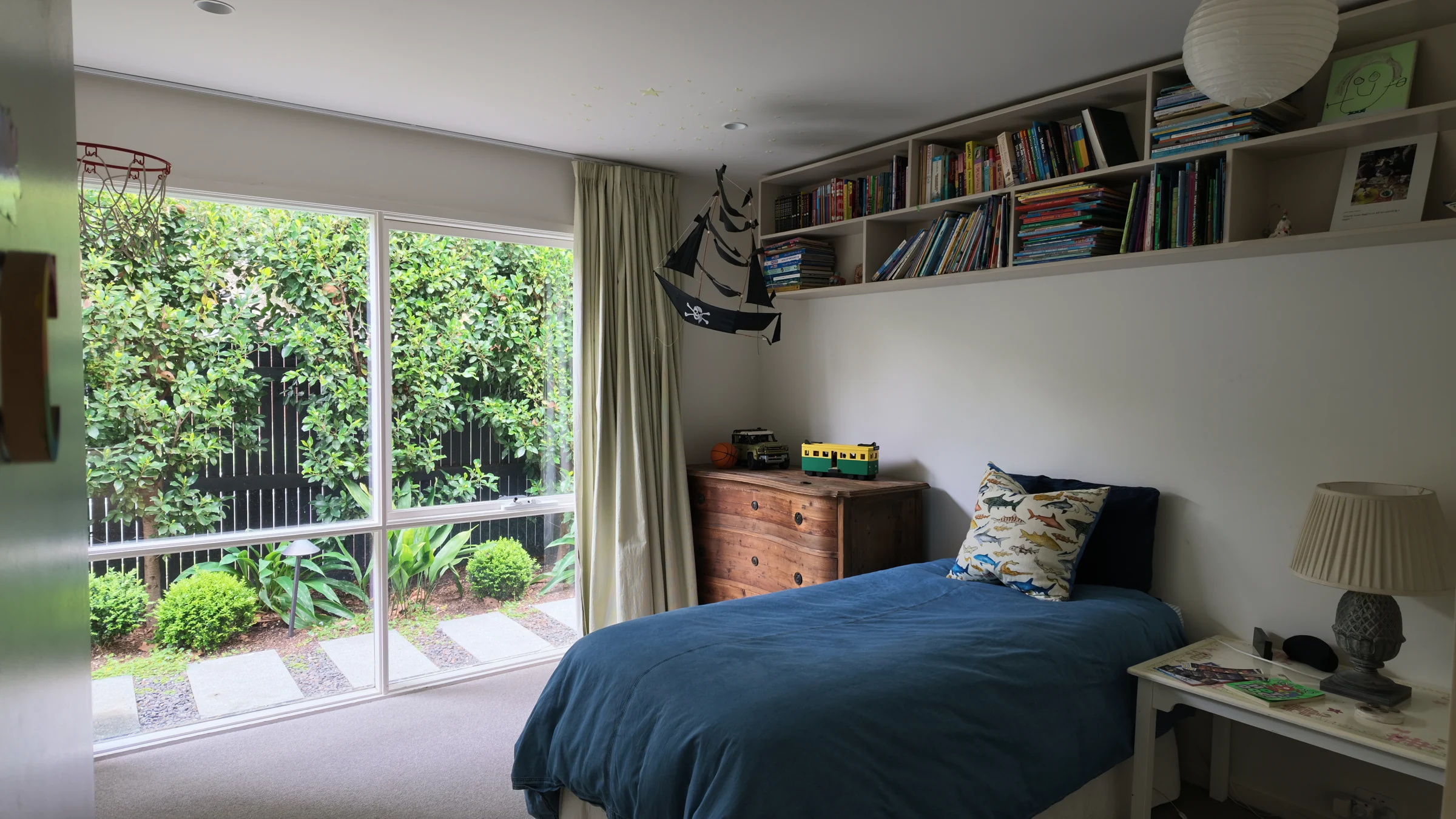 Brunel single bedroom