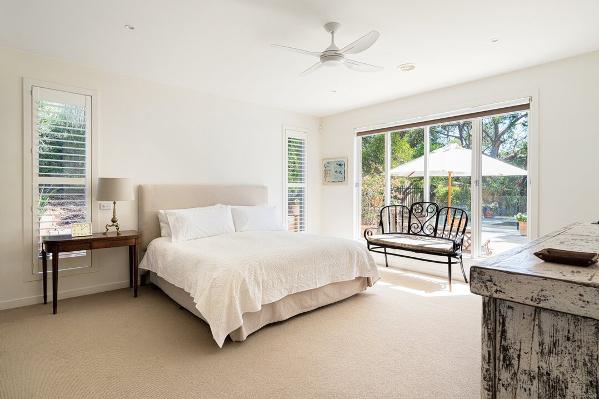 Monaro, Portsea — Main bedroom