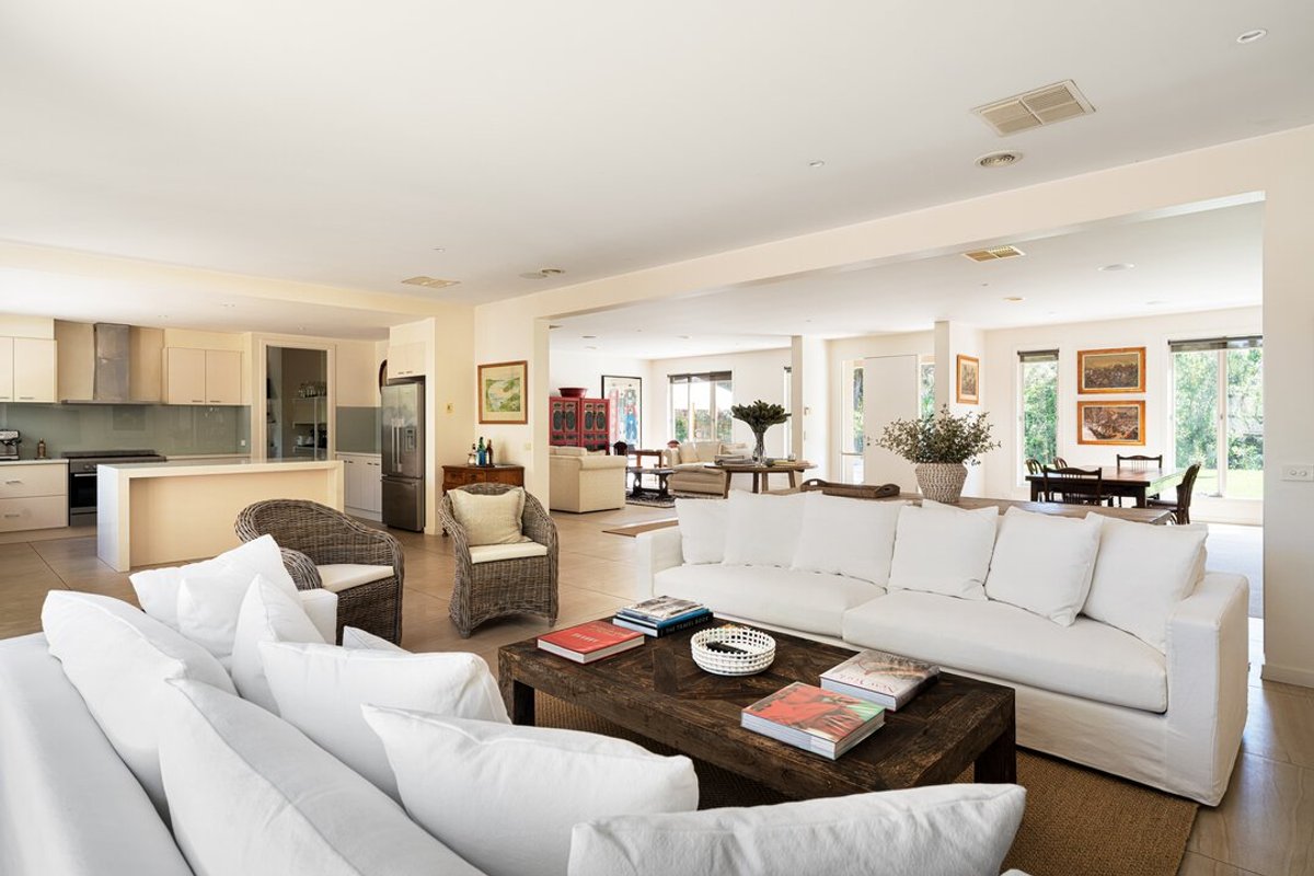 Monaro, Portsea — Open-plan living area