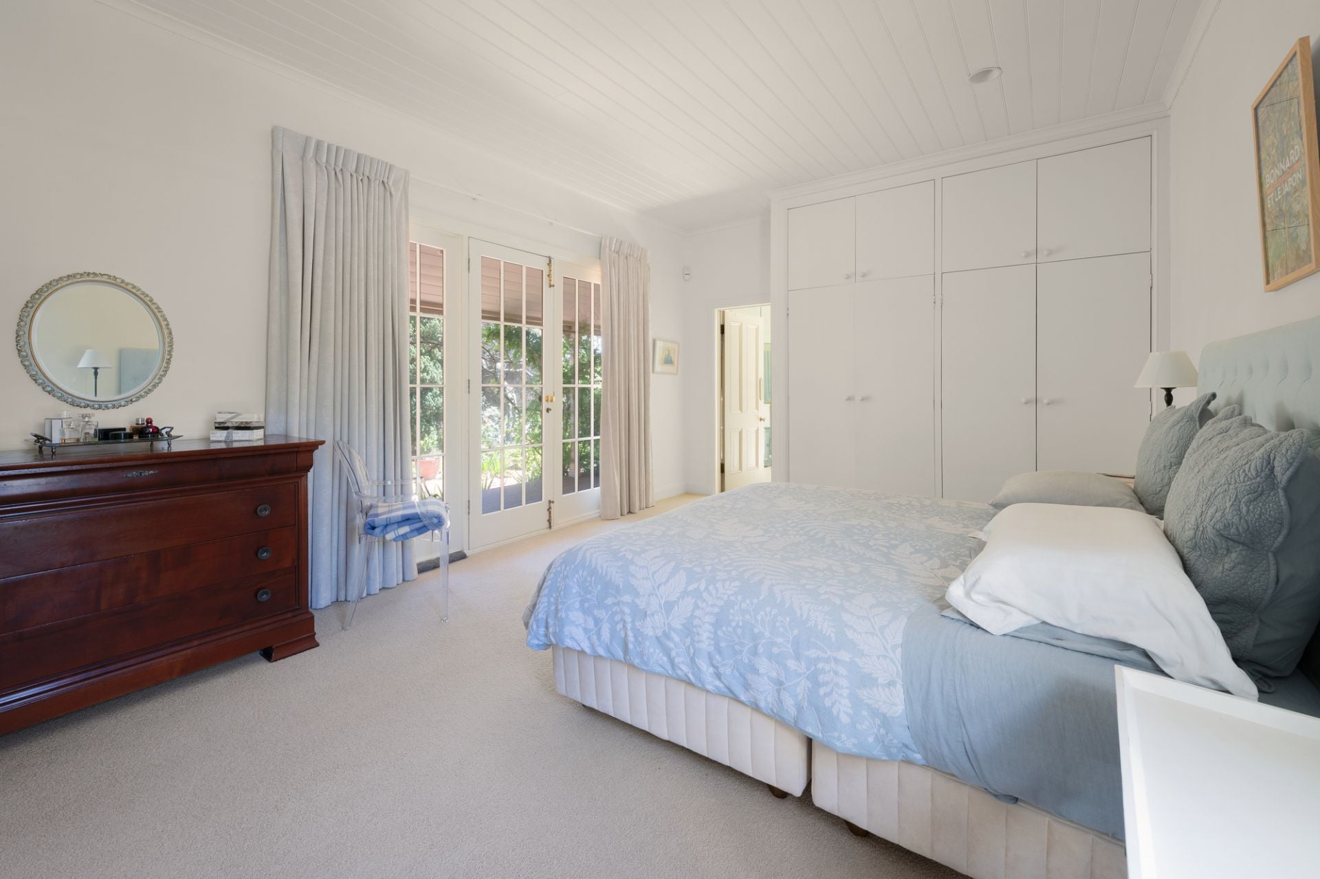 Longford Cottage — photograph 11