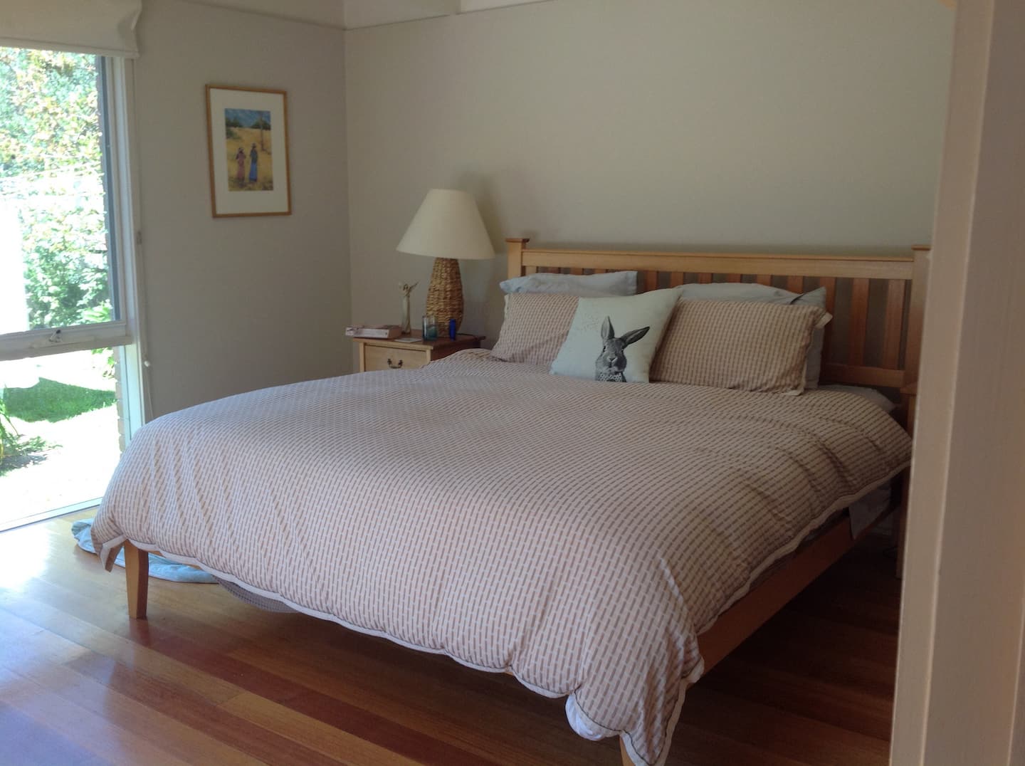 Sorrento Beach House — master bedroom