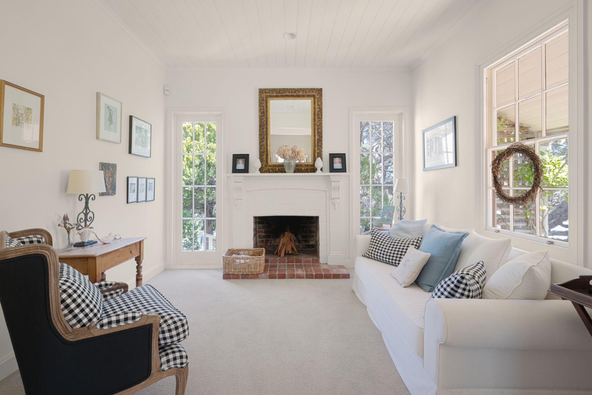 Longford Cottage — photograph 3