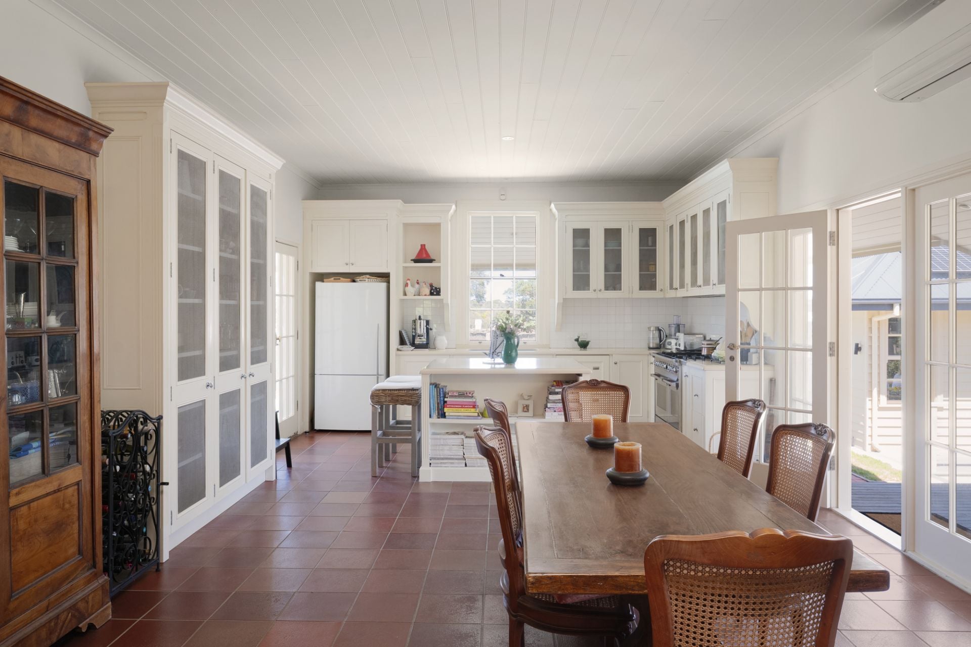 Longford Cottage — photograph 8